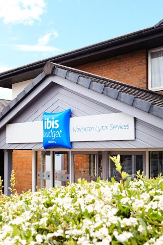 Фотография гостиницы ibis Budget Warrington Lymm Services