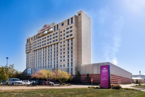 Фотография гостиницы Crowne Plaza Springfield Convention Center, an IHG Hotel