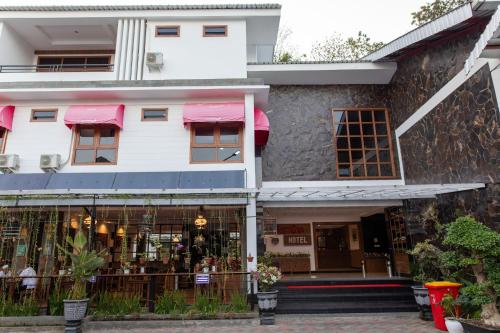 Фотография гостиницы Baratha Hotel & Resto