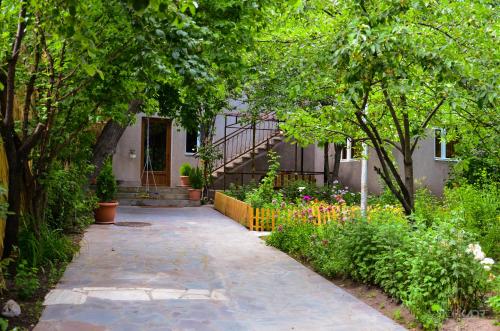 Фотографии мотеля
Narek B&B