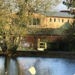 Фотография мини отеля Godshill Park Barn