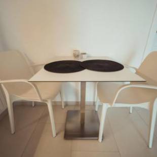 Фотографии мини отеля 
            Endea Suite Rooms