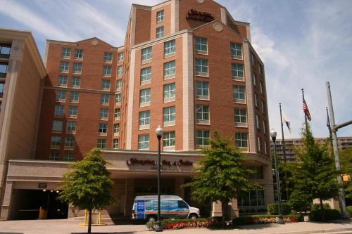 Фотография гостиницы Hampton Inn & Suites Reagan National Airport - Crystal City
