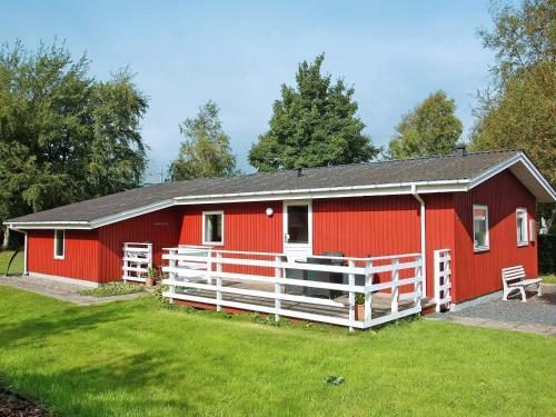 Фотография гостевого дома Three-Bedroom Holiday home in Juelsminde 22