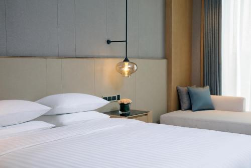 Фотография гостиницы Courtyard by Marriott Zhengzhou Airport