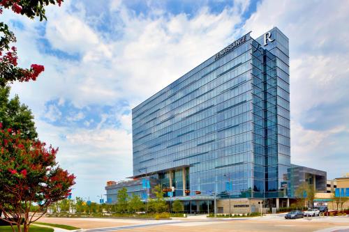 Фотография гостиницы Renaissance Dallas at Plano Legacy West Hotel