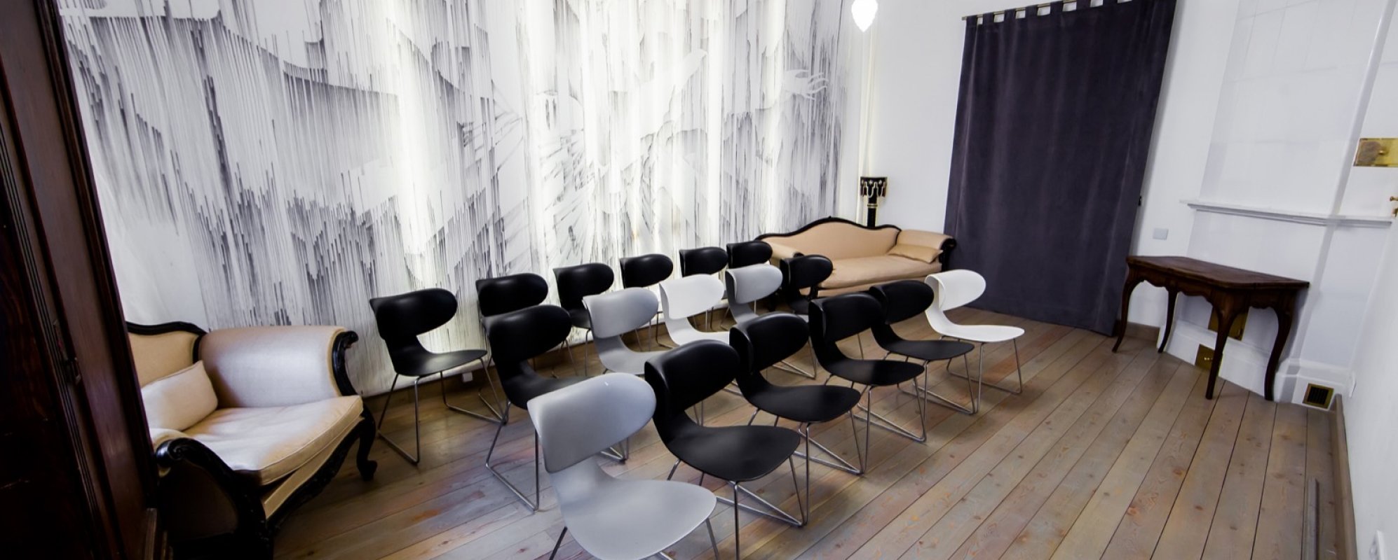 Фотографии комнаты для переговоров Переговорная "Бор"