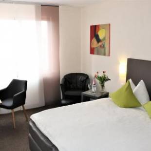 Фотографии гостиницы
Hotel AM Schloss