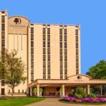 Фотография гостиницы DoubleTree by Hilton Philadelphia Airport