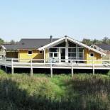 Фотография гостевого дома Three-Bedroom Holiday home in Løkken 81