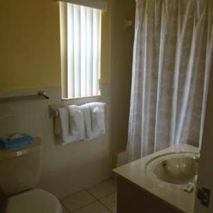 Фотографии гостиницы
Coral Key Inn