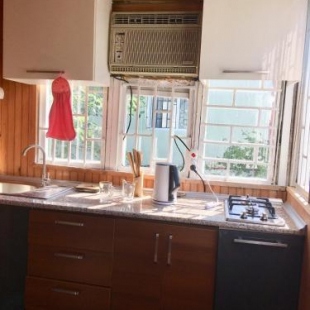 Фотография гостевого дома домик в Гонио