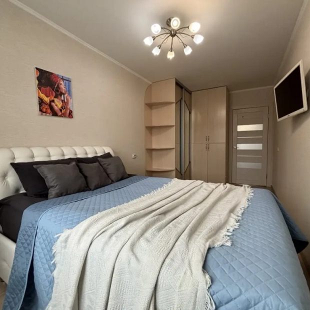 Фотографии квартиры 
            Квартира 2-ком Сахалинская 19-12