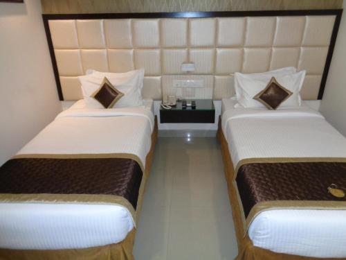 Фотография гостиницы The AVR Hotels & Banquets