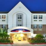 Фотография гостиницы Candlewood Suites Galveston, an IHG Hotel