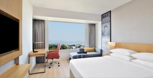 Фотография гостиницы Courtyard by Marriott Nashik