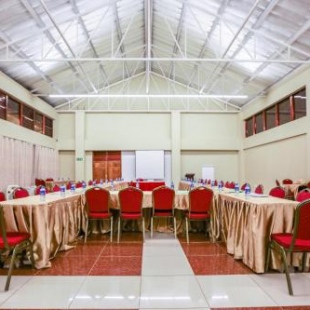 Фотография гостиницы Maxland Hotel