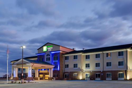 Фотография гостиницы Holiday Inn Express & Suites Nevada, an IHG Hotel