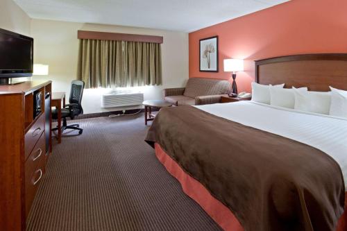 Фотография мотеля AmericInn by Wyndham Albert Lea