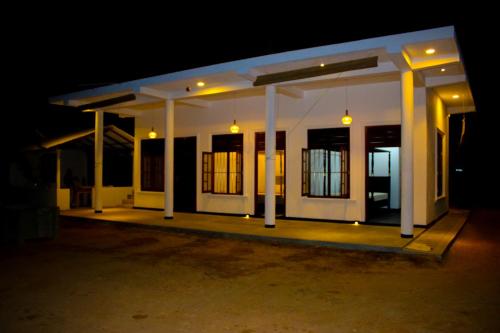 Фотография гостевого дома Screw Pine Beach Villa