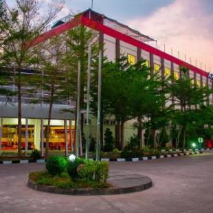 Фотографии гостиницы 
            Kyriad Arra Hotel Cepu