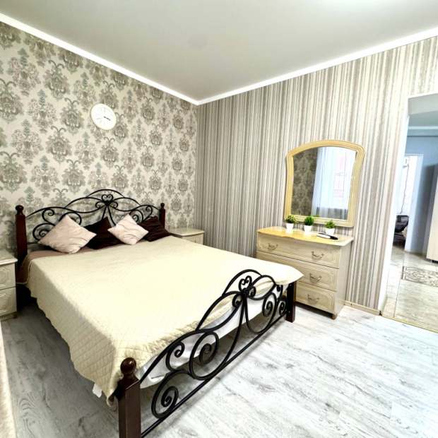 Фотографии квартиры 
            Квартира Апартаменты Топовая локация в Астрахани