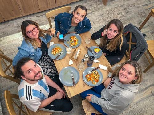 Фотографии хостела
ALL MUSIC #1 Mayakovskaya