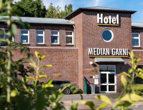 Фотография гостевого дома Median Hotel Garni