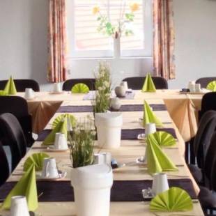 Фотографии гостиницы
Hotel am Maibaum