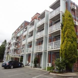 Фотографии апарт отеля
Adina Place Motel Apartments