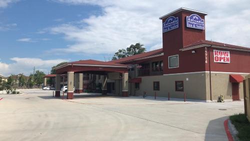 Фотография мотеля Atlantis Inn Suites