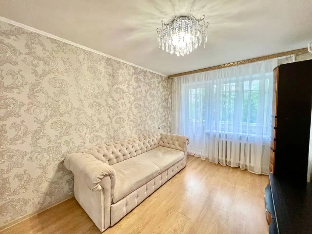 Фотография квартиры Апартаменты 3х Комнатная Квартира рядом с Центром Города 2 Спальни Зал Метро