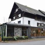 Фотография гостевого дома Lavish Holiday Home in Fauvillers with Garden