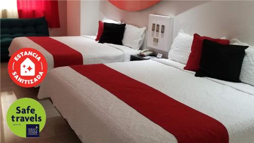 Фотография гостиницы Hotel Dluxe and Suites