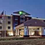 Фотография гостиницы Holiday Inn Express & Suites Moultrie, an IHG Hotel