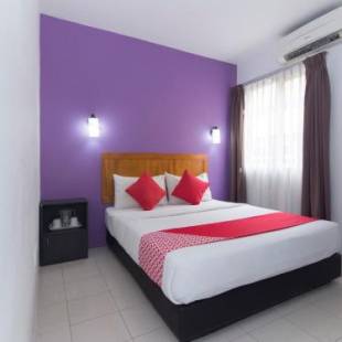 Фотографии гостиницы 
            OYO 502 Midah Inn Puchong