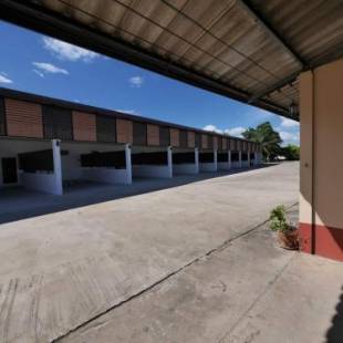 Фотографии мотеля
Paradise Hotel