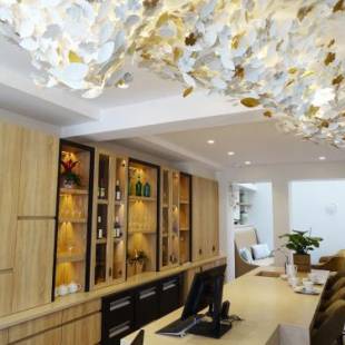 Фотографии гостиницы
Hôtel des Champs-Elysées