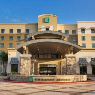 Фотографии гостиницы 
            Embassy Suites by Hilton McAllen Convention Center