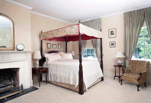 Фотография мини отеля Linden - A Historic Bed and Breakfast