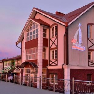 Фотография банкетного зала 20-й Меридиан