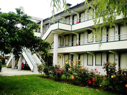 Фотография гостиницы Fasthotel Roissy - Saint-Witz