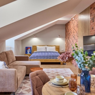 Фотография квартиры Квартира ЕвроУют Яркая студия в самом центре