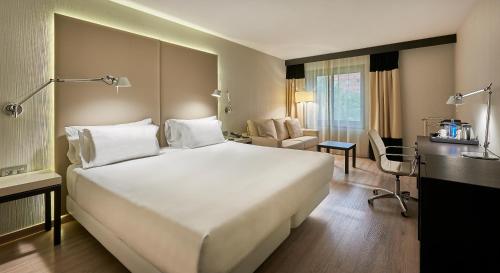 Фотография гостиницы NH Lleida Pirineos