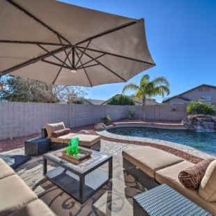 Фотография гостевого дома Radiant Peoria Paradise House with Pool and Patio!