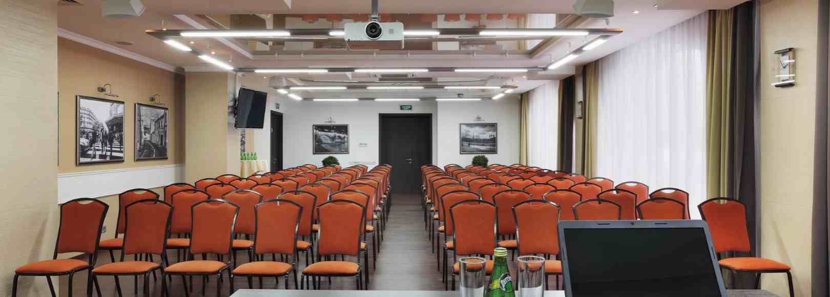 Фотография конференц-зала Пале Рояль на 100 мест