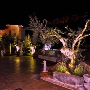 Фотографии апарт отеля
Federico Re Residence