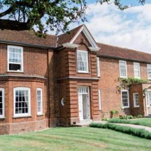 Фотографии мини отеля
B&B Downham Hall