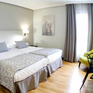 Фотографии гостиницы
Hotel Parque Real