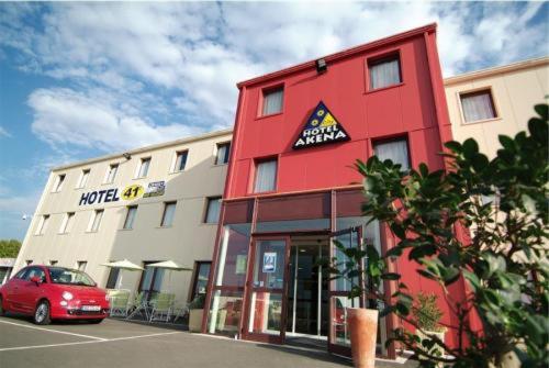 Фотографии гостиницы 
            Hôtel Akena City Albi Gaillac
